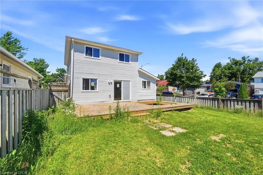 1 Mccuaig Court