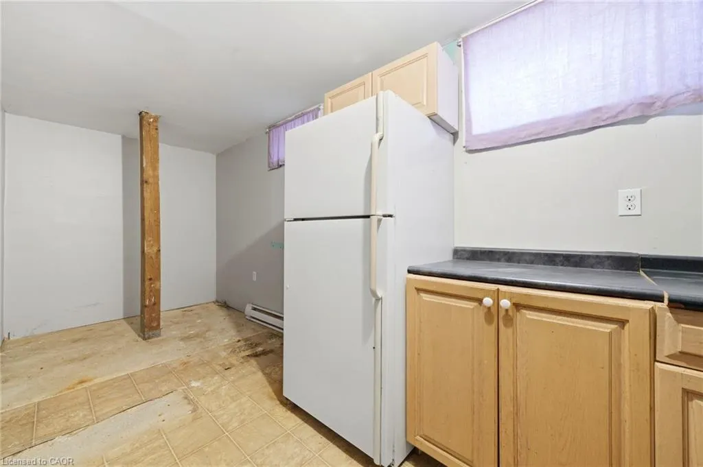 1 Mccuaig Court