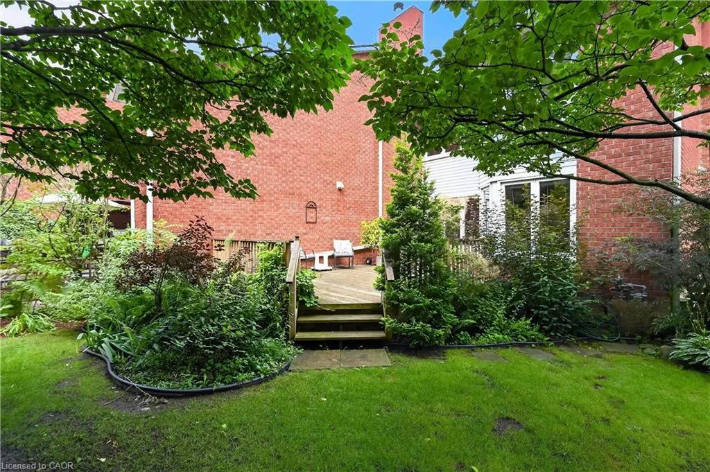 151 Mcniven Road #11