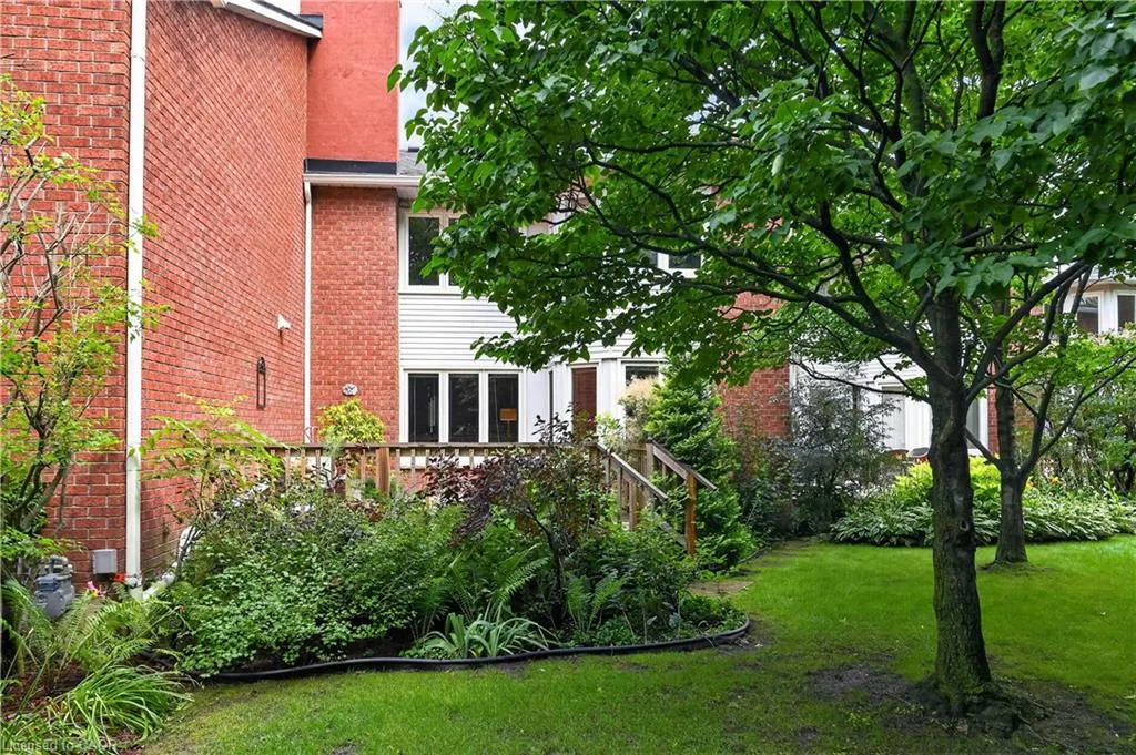 151 Mcniven Road #11