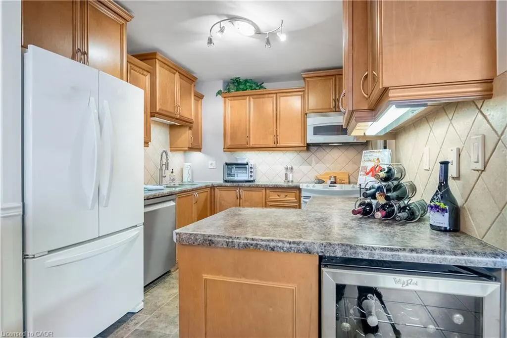 500 Green Road #1406