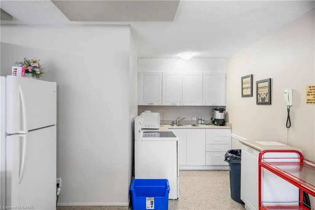 500 Green Road #1406