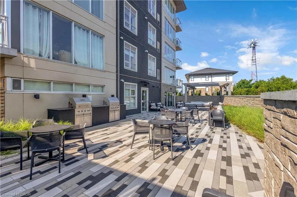 16 Markle Crescent #208
