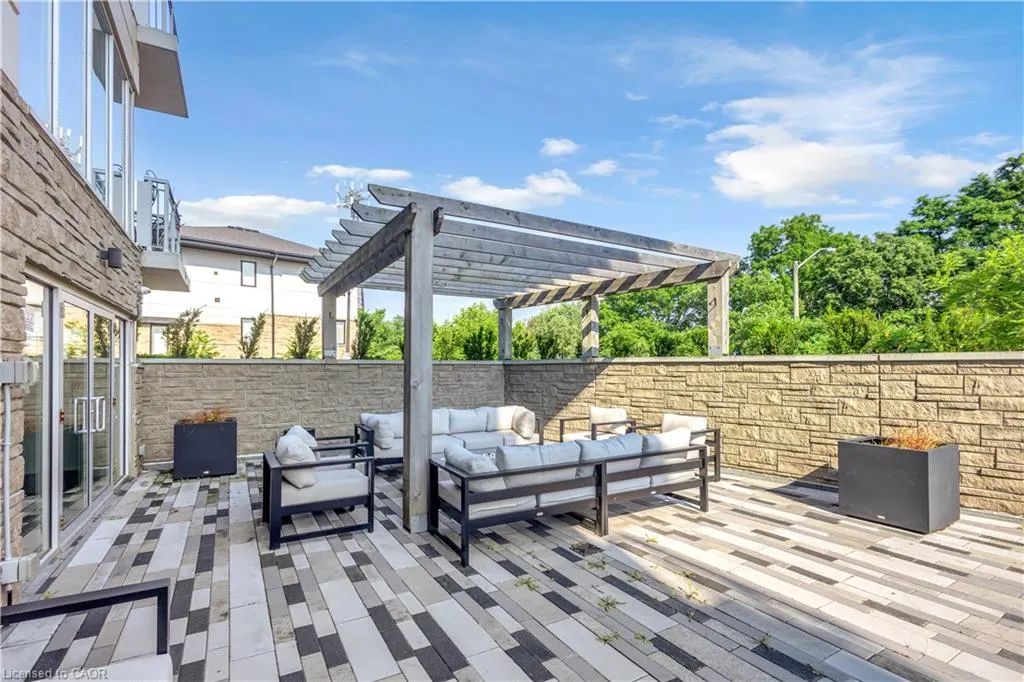 16 Markle Crescent #208