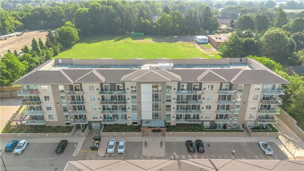 16 Markle Crescent #208