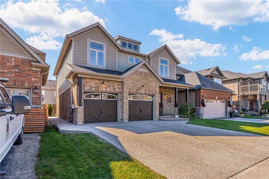 7 Kinsman Drive