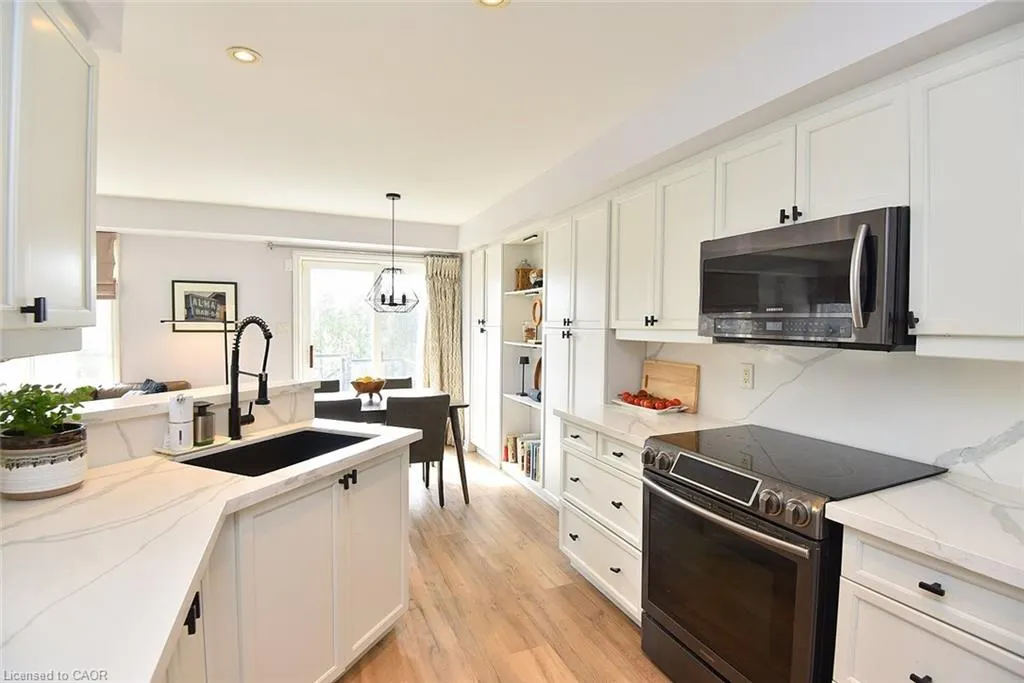 39 Panabaker Drive #7