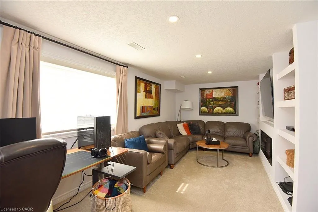 39 Panabaker Drive #7