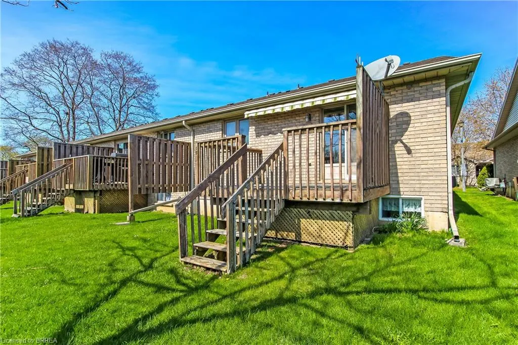 19 Hanlon Place #15