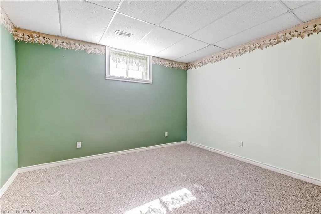 19 Hanlon Place #15