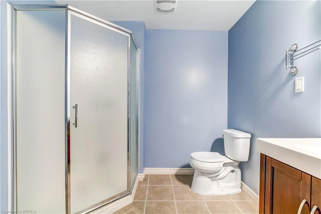 19 Hanlon Place #15