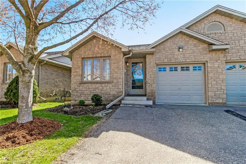 19 Hanlon Place #15