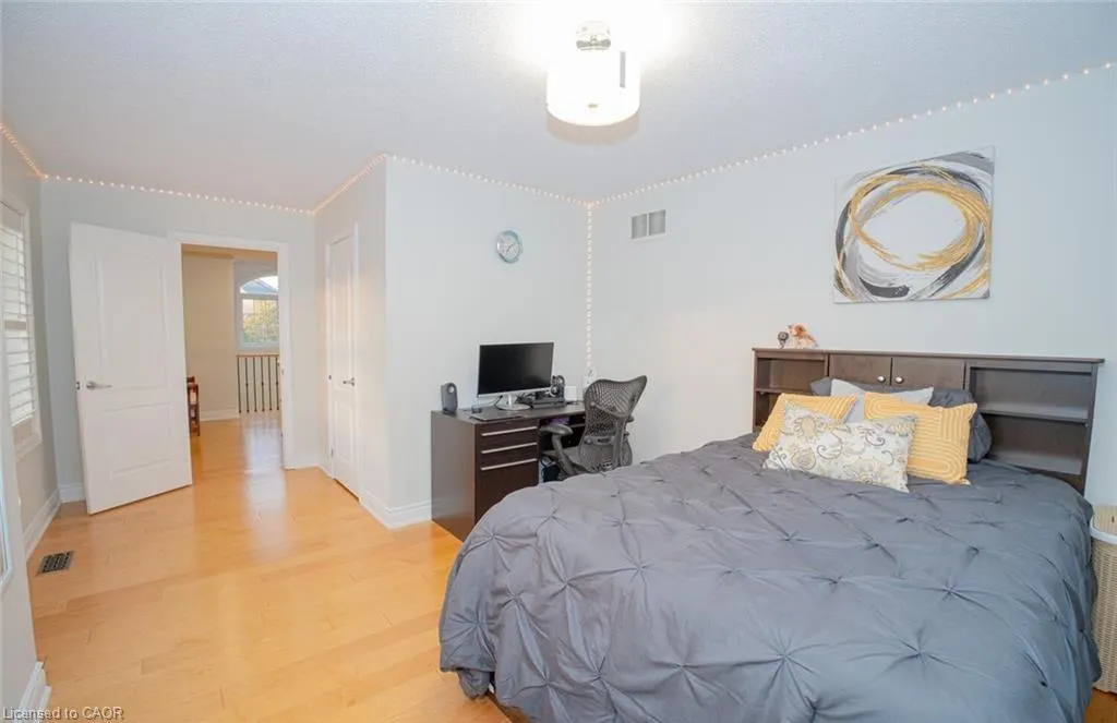 50 Islandview Way