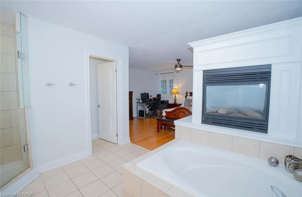 50 Islandview Way