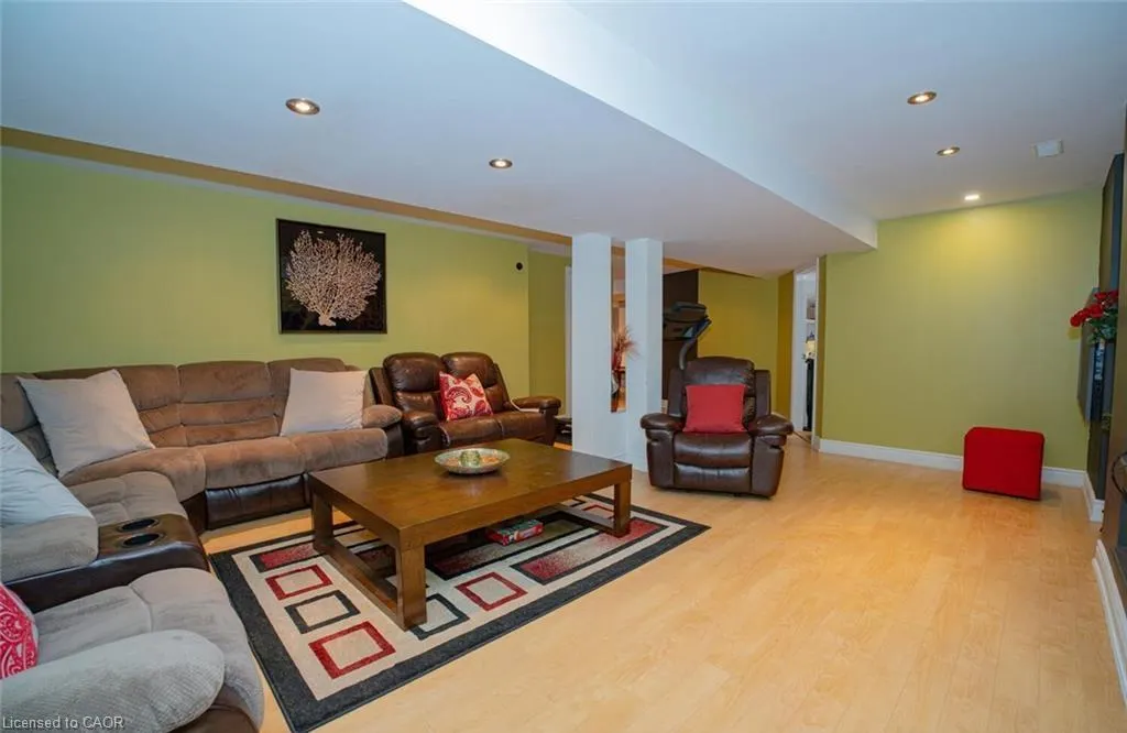 50 Islandview Way
