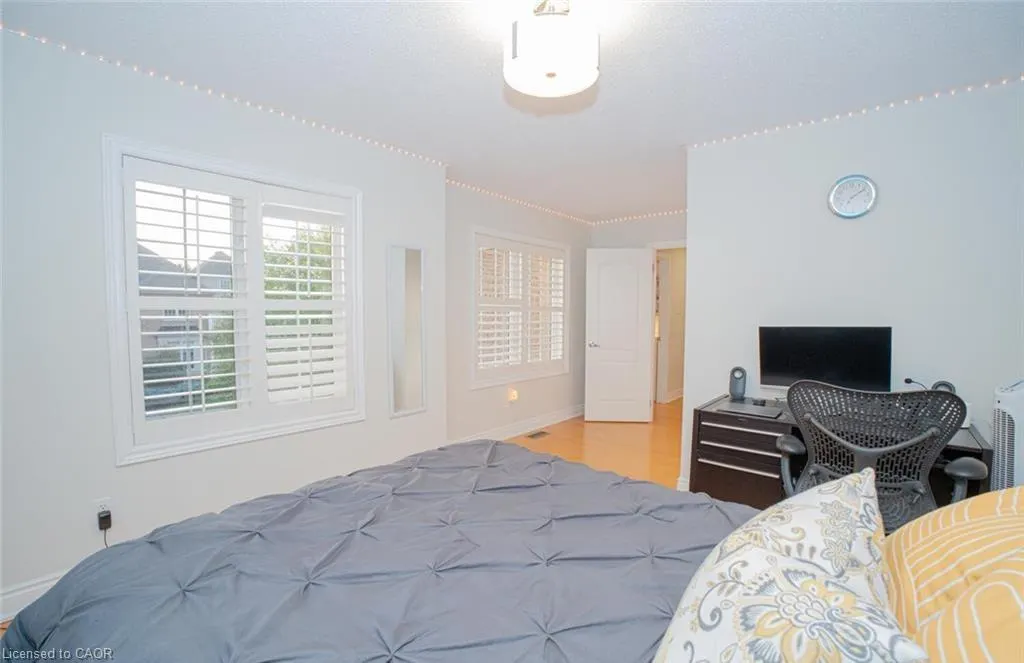 50 Islandview Way