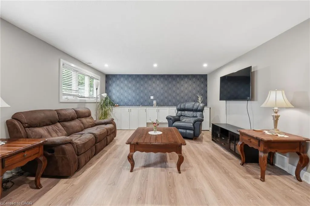 328 Mcneilly Road