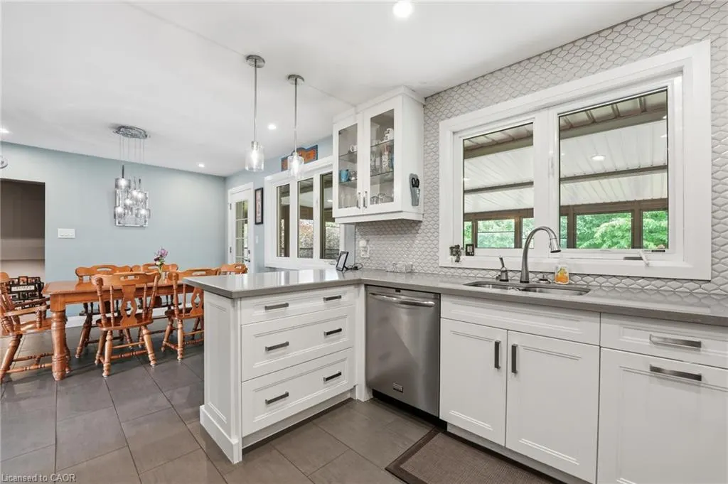 328 Mcneilly Road