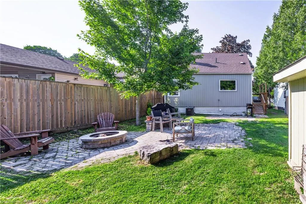 15 Spencer Avenue
