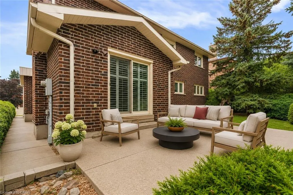 2529 Claymore Crescent