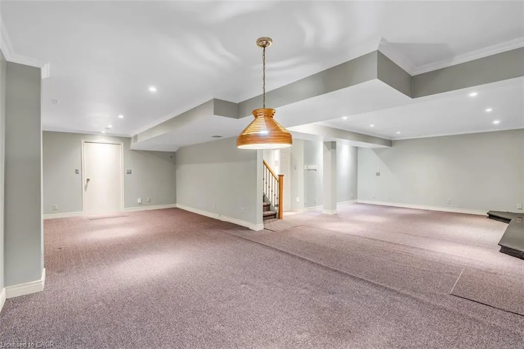 2529 Claymore Crescent