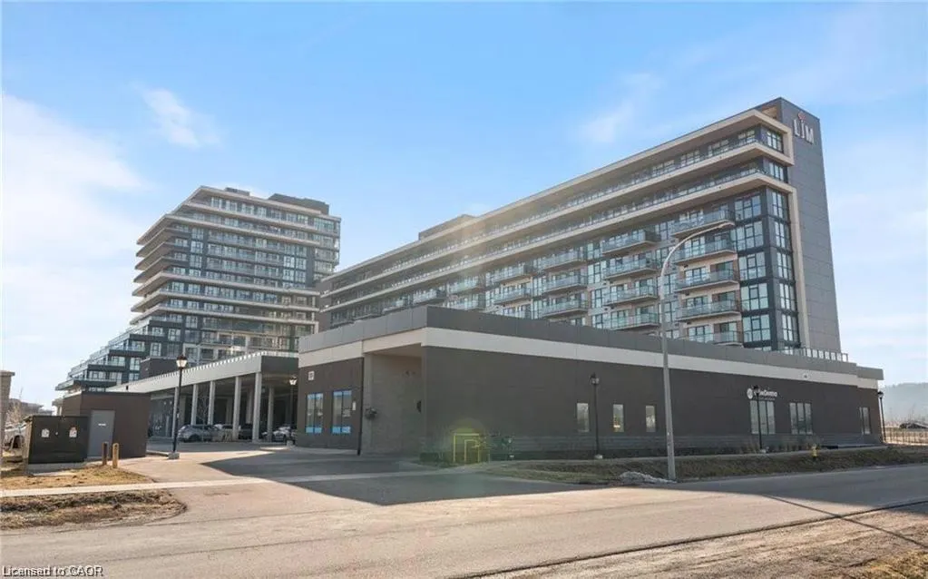 560 North Service Road #605