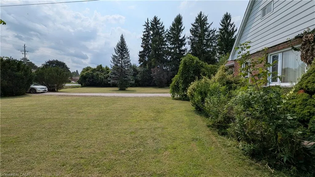127 Brant Road