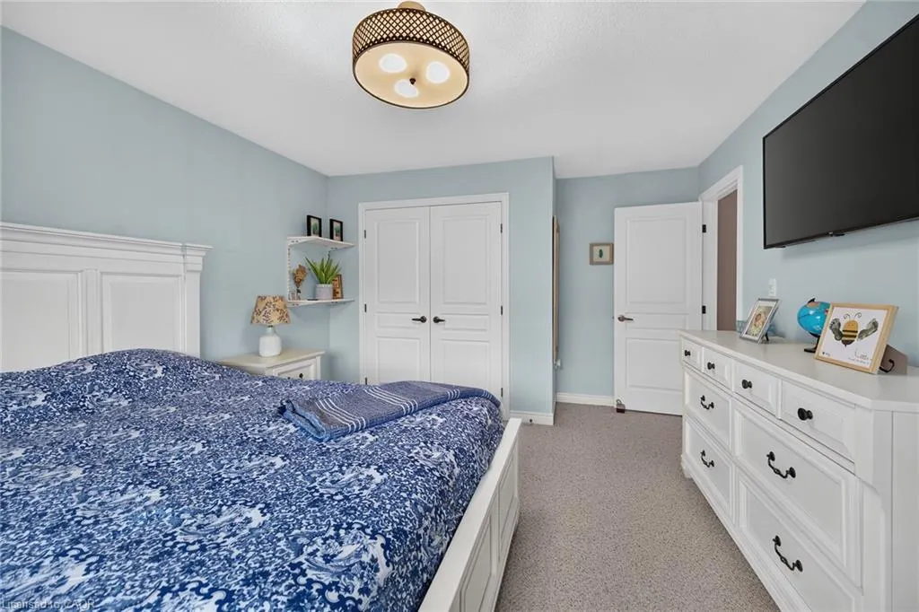 68 Garinger Crescent