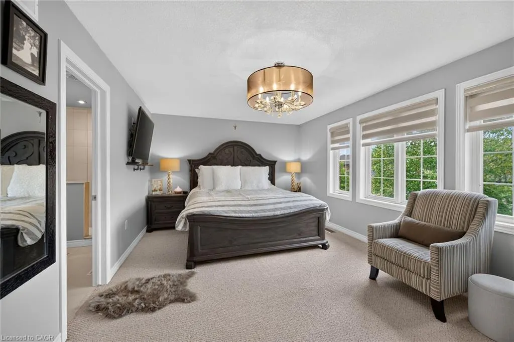 68 Garinger Crescent