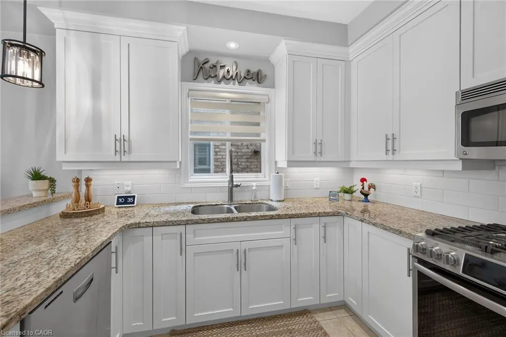 68 Garinger Crescent