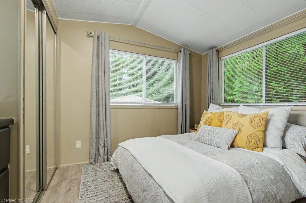 673 Brant-Waterloo Road #77