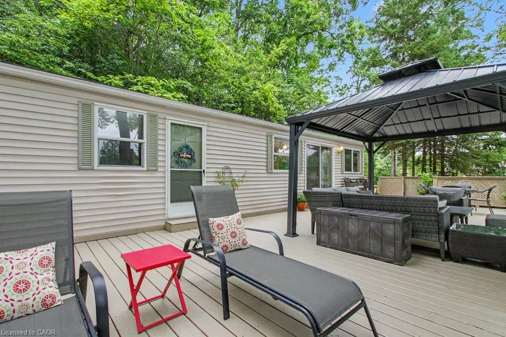 673 Brant-Waterloo Road #77