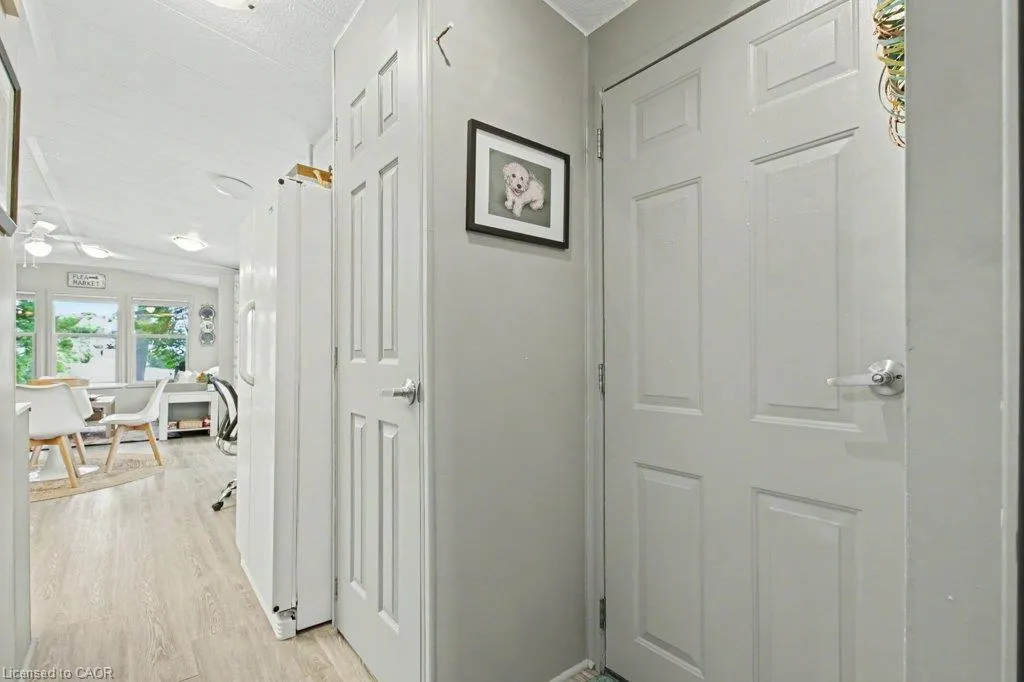 673 Brant-Waterloo Road #77