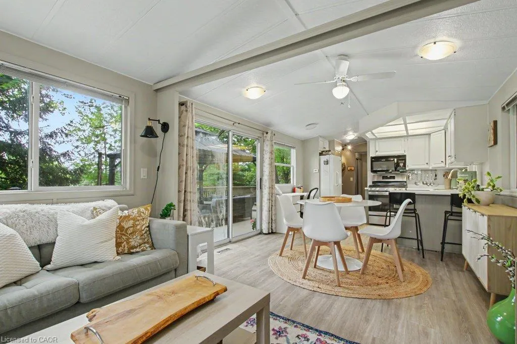 673 Brant-Waterloo Road #77