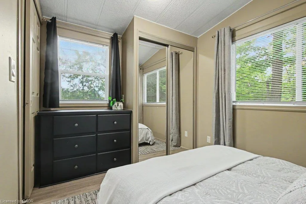 673 Brant-Waterloo Road #77