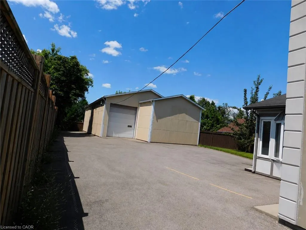 333 Mcneilly Road
