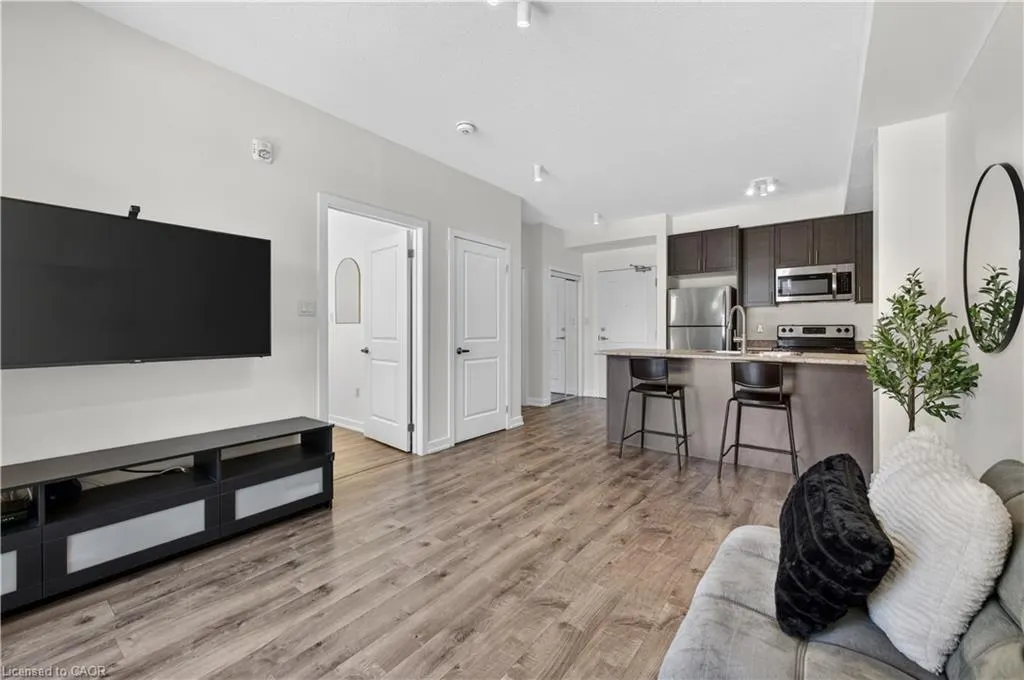 101 Shoreview Place #123