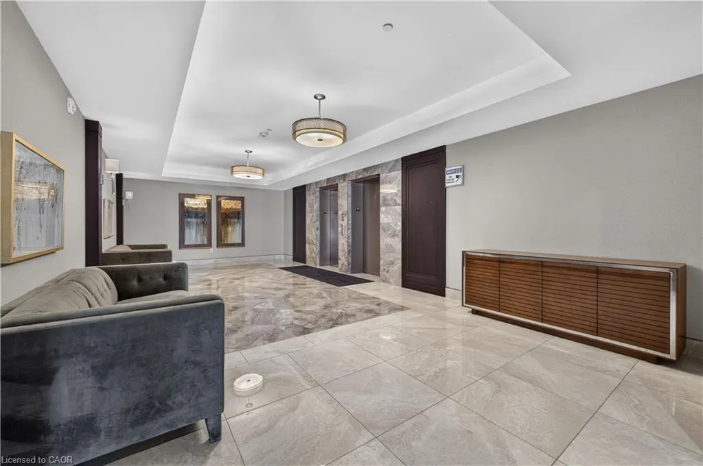 101 Shoreview Place #123