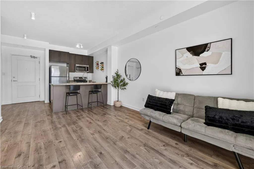 101 Shoreview Place #123