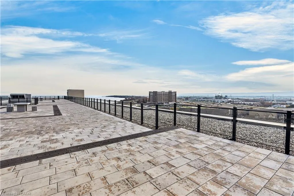 101 Shoreview Place #123