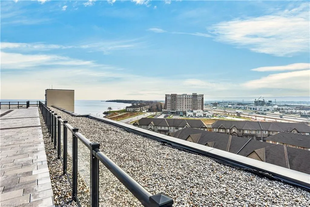 101 Shoreview Place #123