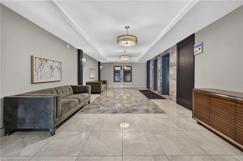 101 Shoreview Place #123