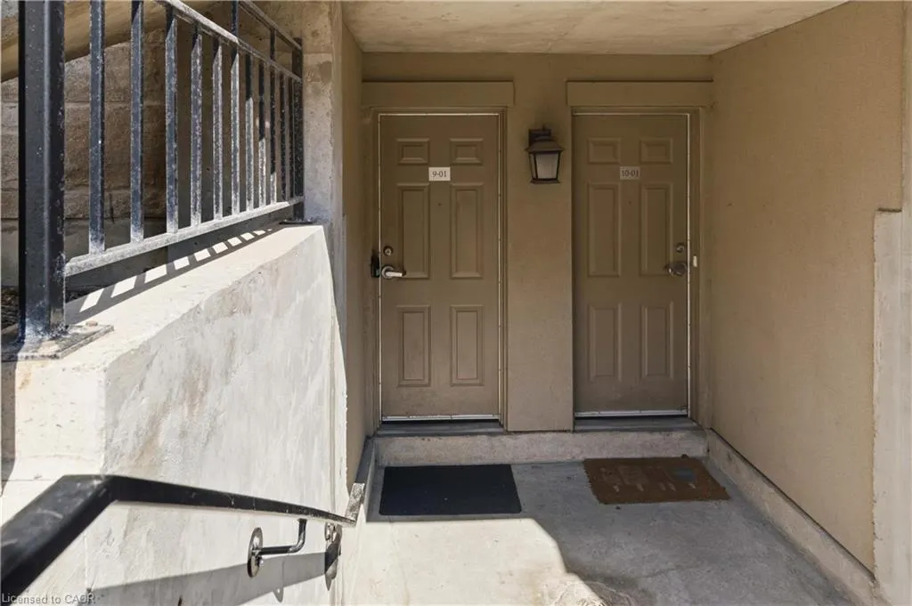 2420 Baronwood Drive #9-01
