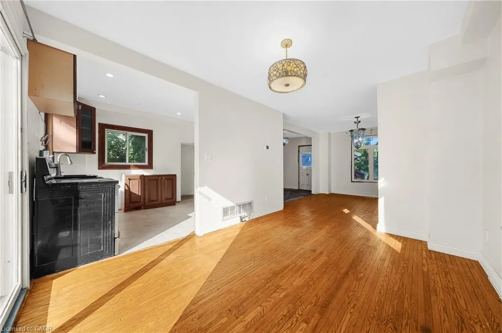 43 Perry Street