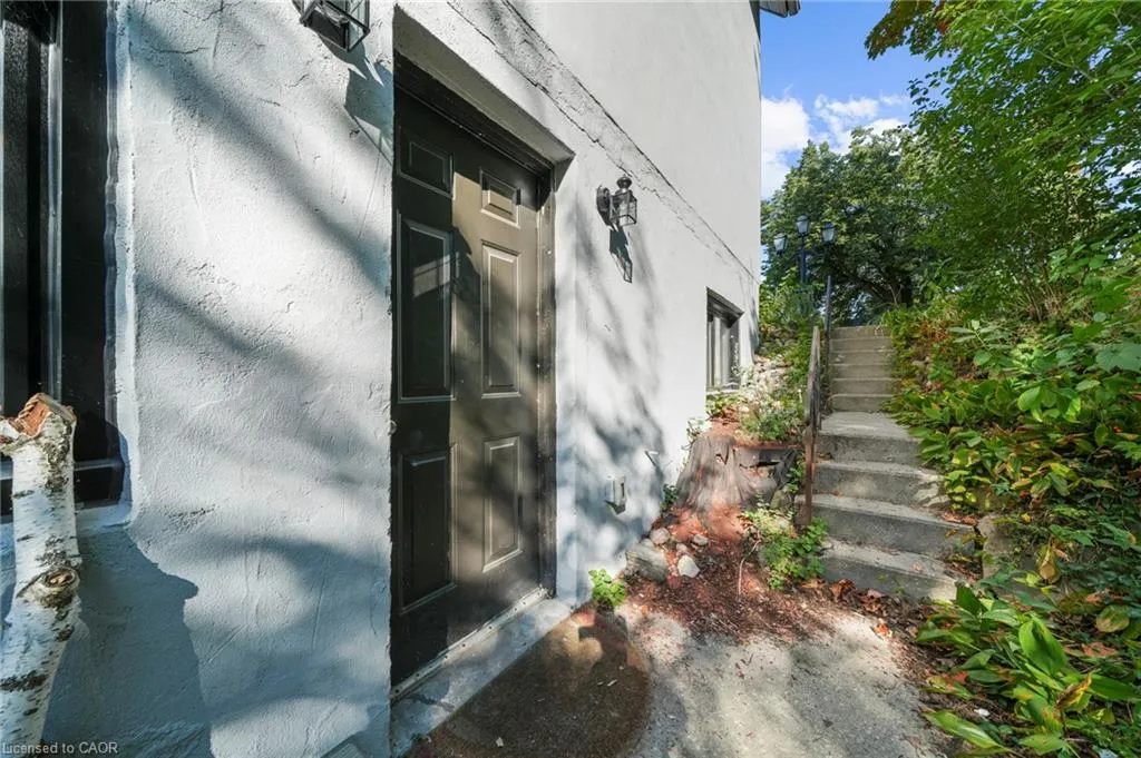 43 Perry Street