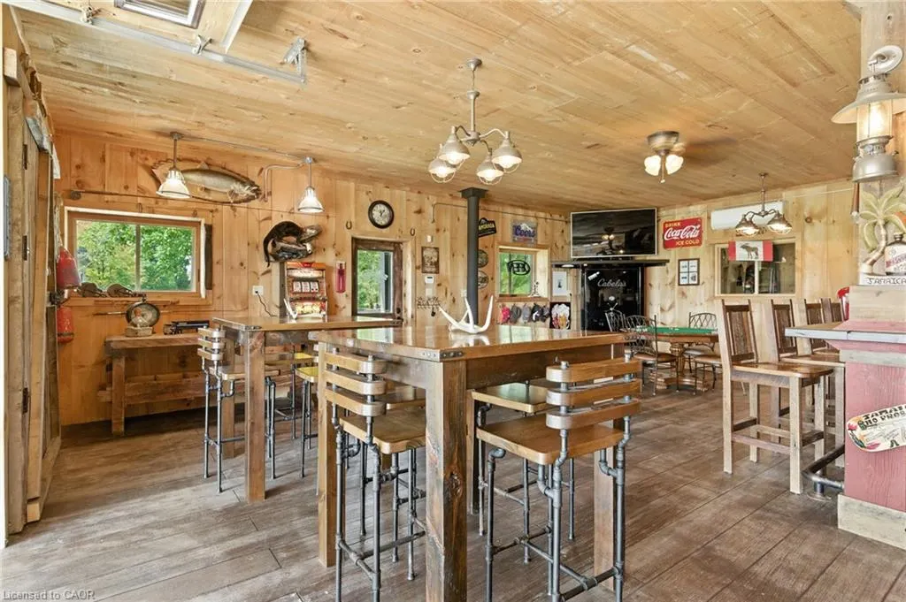 437 6th Concession Road E