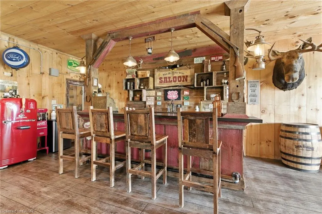 437 6th Concession Road E