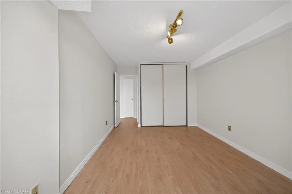301 Frances Avenue #907