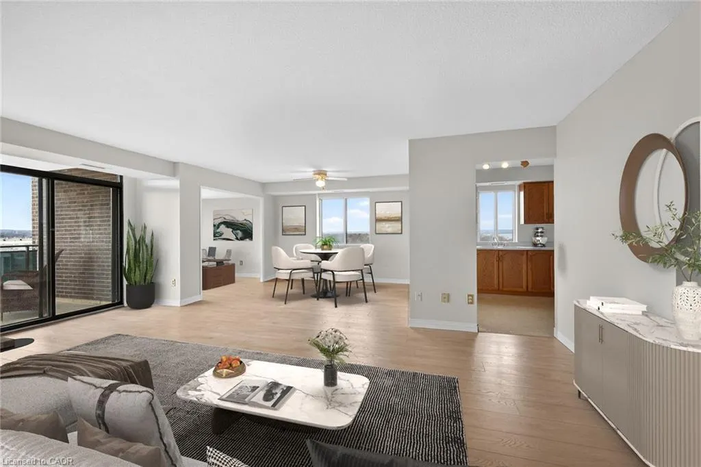 301 Frances Avenue #907