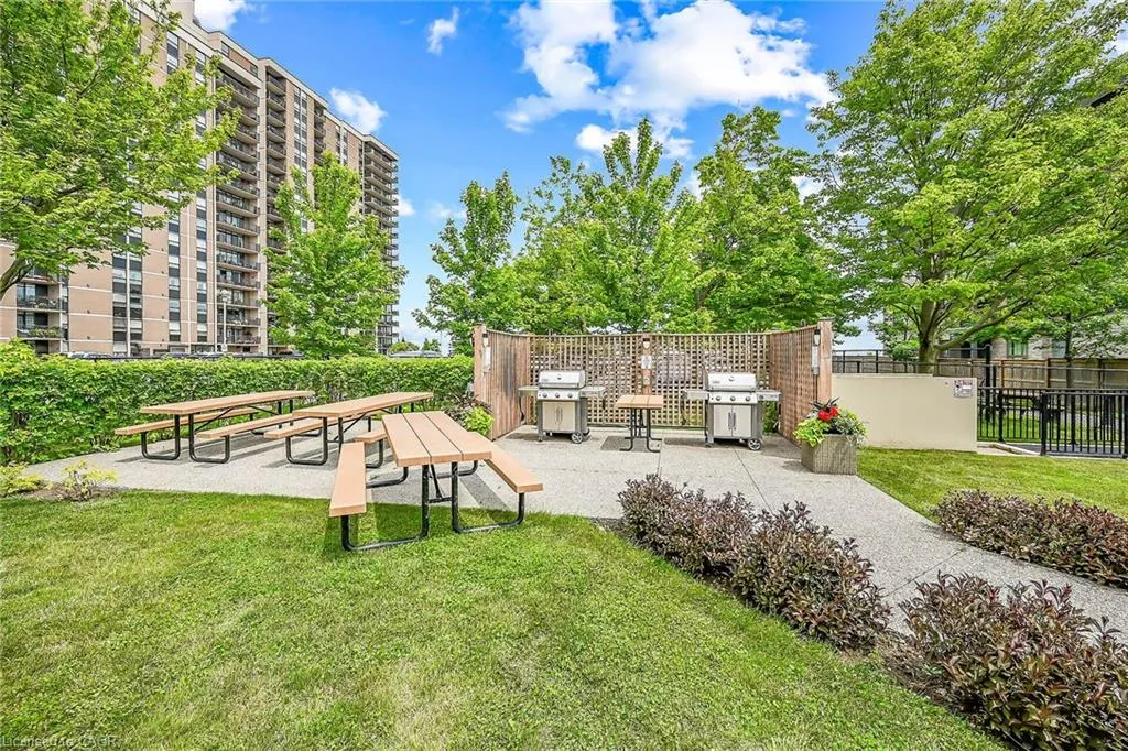 301 Frances Avenue #907